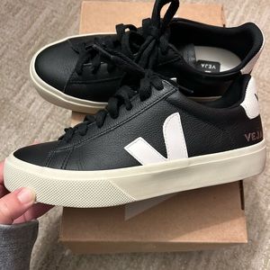 Vejas Black Leather Athletic Shoe